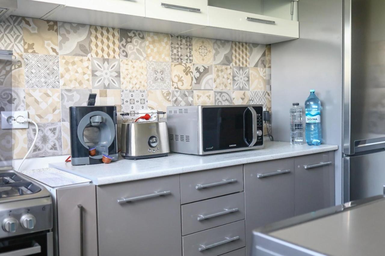 Colonial Touch Apartament Braszów Zewnętrze zdjęcie