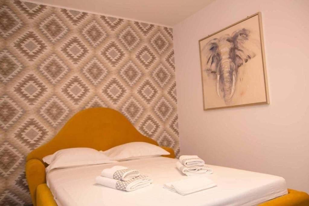 Colonial Touch Apartament Braszów Zewnętrze zdjęcie